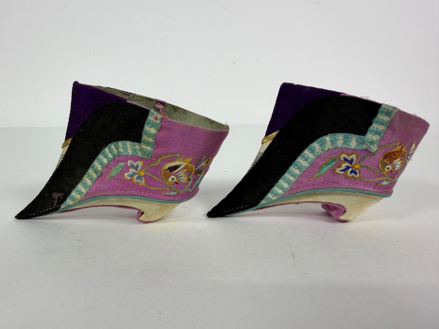 Just Added - Antique Chinese Qing Dynasty Lotus Shoes for Bound Feet 4.5'L [Photo 2]
