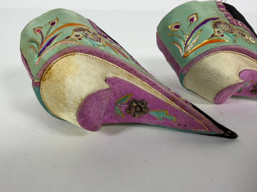 Just Added - Antique Chinese Qing Dynasty Lotus Shoes for Bound Feet 4.5'L [Photo 9]