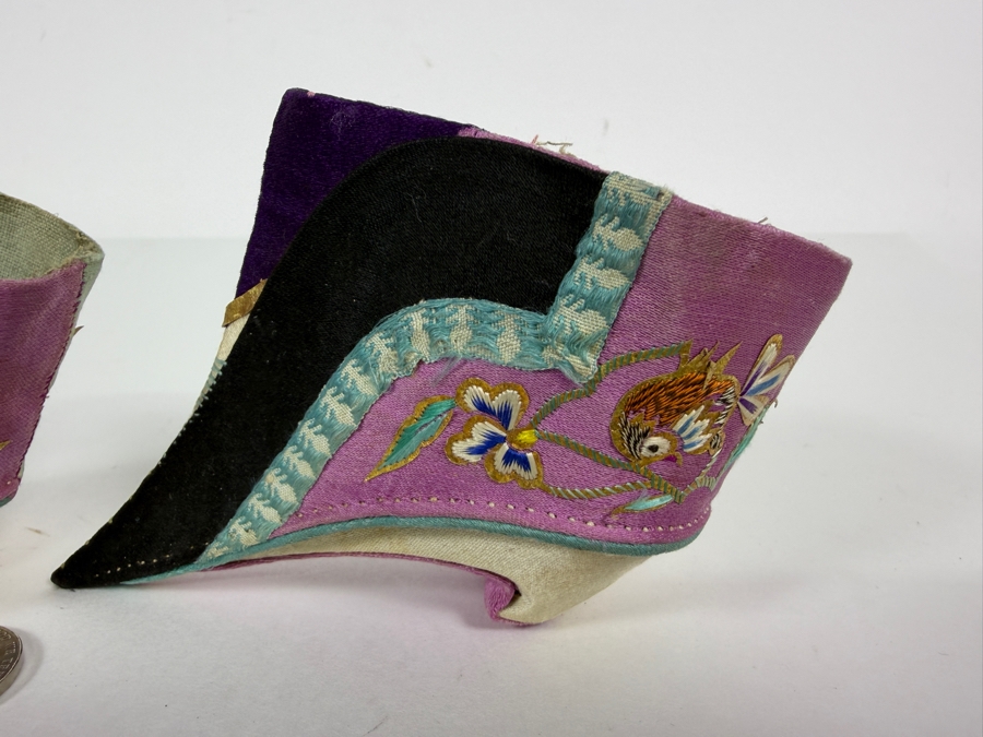 Just Added - Antique Chinese Qing Dynasty Lotus Shoes for Bound Feet 4.5'L [Photo 4]