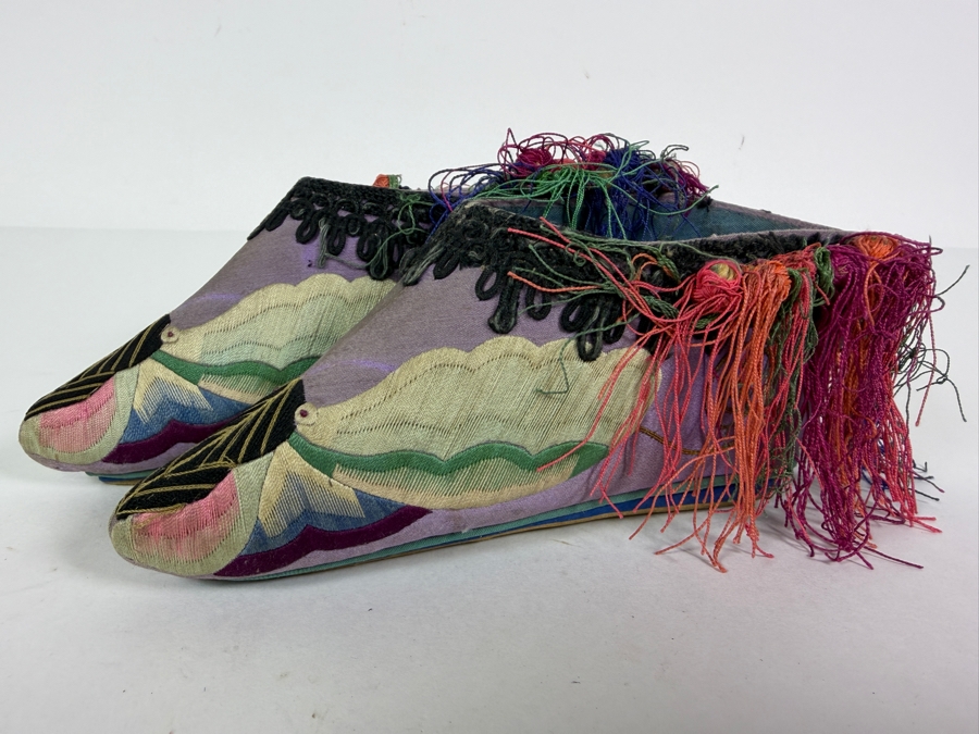 Just Added - Antique Chinese Qing Dynasty Lotus Shoes for Bound Feet 6.5'L [Photo 3]