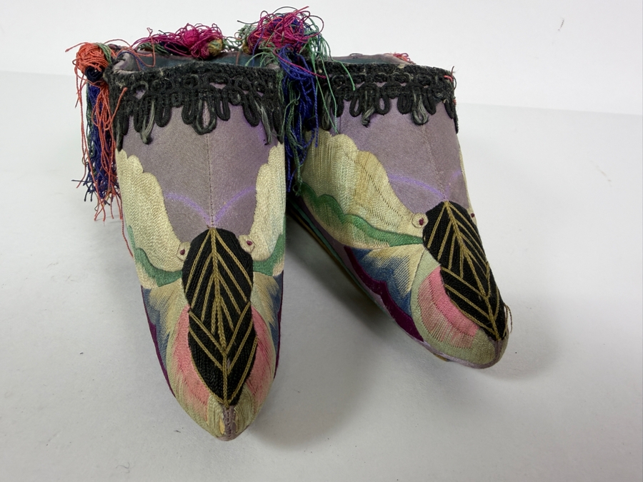 Just Added - Antique Chinese Qing Dynasty Lotus Shoes for Bound Feet 6.5'L [Photo 8]