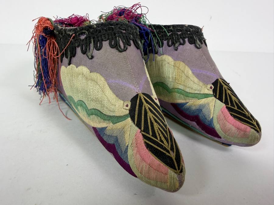 Just Added - Antique Chinese Qing Dynasty Lotus Shoes for Bound Feet 6.5'L [Photo 7]