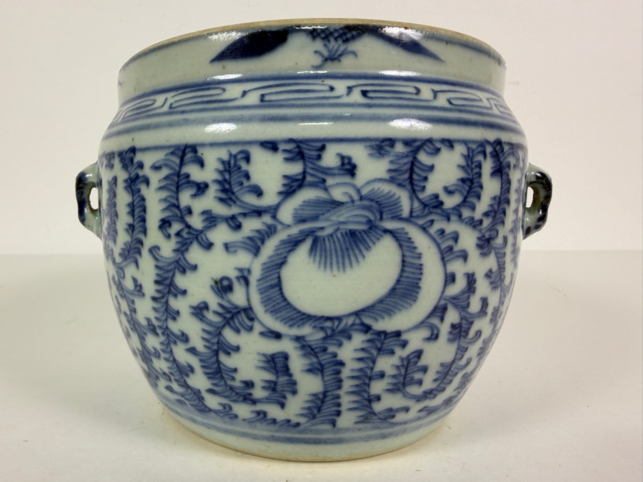Just Added - Antique Chinese Blue & White Porcelain Jar 6W X 5.5H [Photo 4]