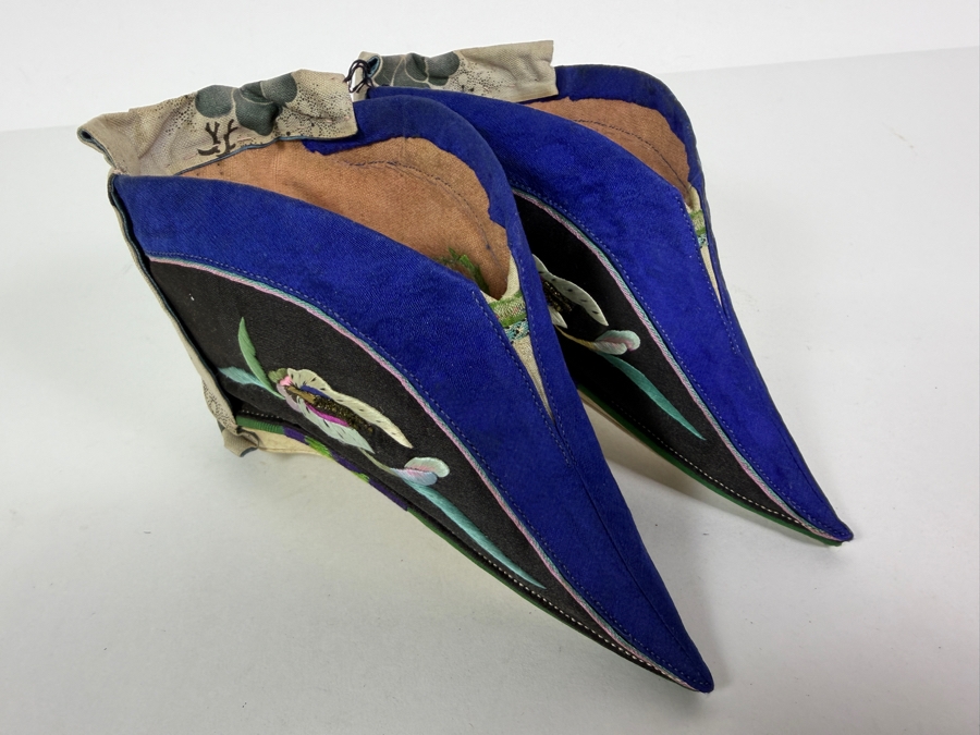 Just Added - Antique Chinese Qing Dynasty Lotus Shoes for Bound Feet 6'L [Photo 5]