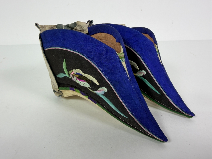 Just Added - Antique Chinese Qing Dynasty Lotus Shoes for Bound Feet 6'L [Photo 4]