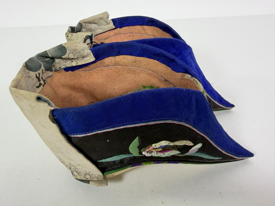 Just Added - Antique Chinese Qing Dynasty Lotus Shoes for Bound Feet 6'L [Photo 3]