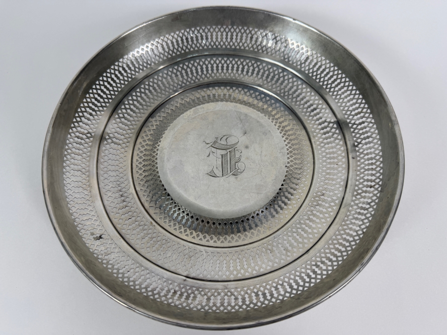 Sterling Silver Pierced Serving Plate by Sterling Silver Manufacturing Company 8.5'W 144.5g (Silver Melt Value $279) [Photo 2]
