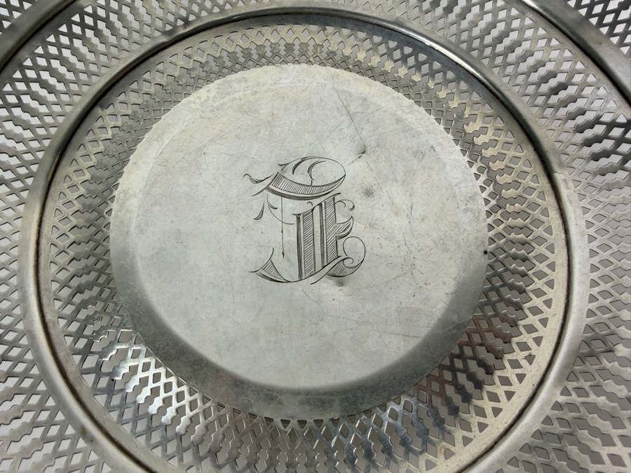Sterling Silver Pierced Serving Plate by Sterling Silver Manufacturing Company 8.5'W 144.5g (Silver Melt Value $279) [Photo 4]