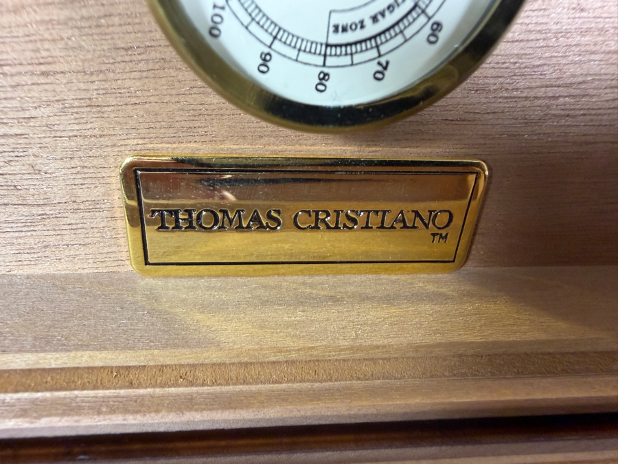 Thomas Cristiano Signature Series Calabresi Burl Wood Cigar Humidor Box With Built In Hygrometer Made in Italy 11'W X 7.25'D X 4.5'H [Photo 5]