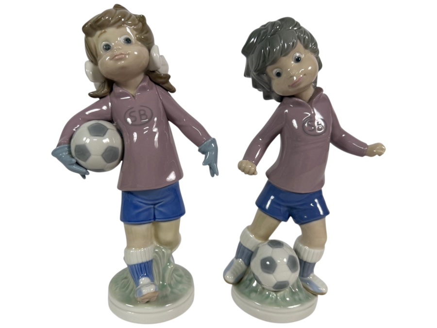 Pair Of Vintage Lladro Sports Lilly and Billy Soccer Player Porcelain Figurines 9'H