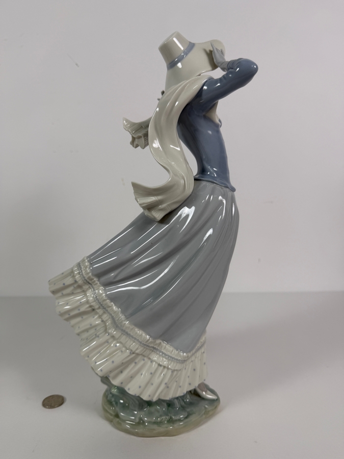 Vintage Lladro Spring Breeze Glossy Porcelain Lady Figurine Model 4936 14'H [Photo 4]