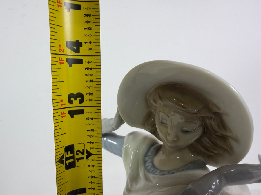 Vintage Lladro Spring Breeze Glossy Porcelain Lady Figurine Model 4936 14'H [Photo 7]