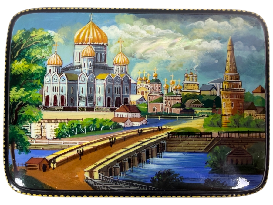 Vintage Fedoskino Russian Lacquer Box Bottom With Artist V Ivanov Signature And Title 4.5'W X 3.25'D X 1.25'H