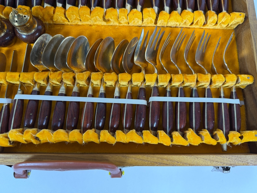 Vintage Large Cased Gold Field Limited Partnership Brass And Rosewood Flatware Canteen Set Bangkok, Thailand [Photo 11]