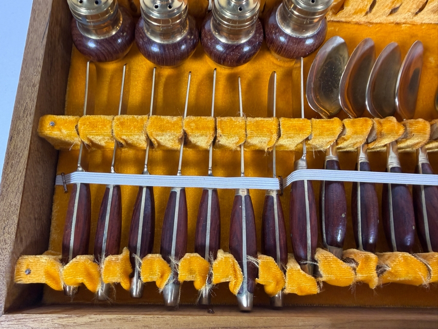Vintage Large Cased Gold Field Limited Partnership Brass And Rosewood Flatware Canteen Set Bangkok, Thailand [Photo 10]