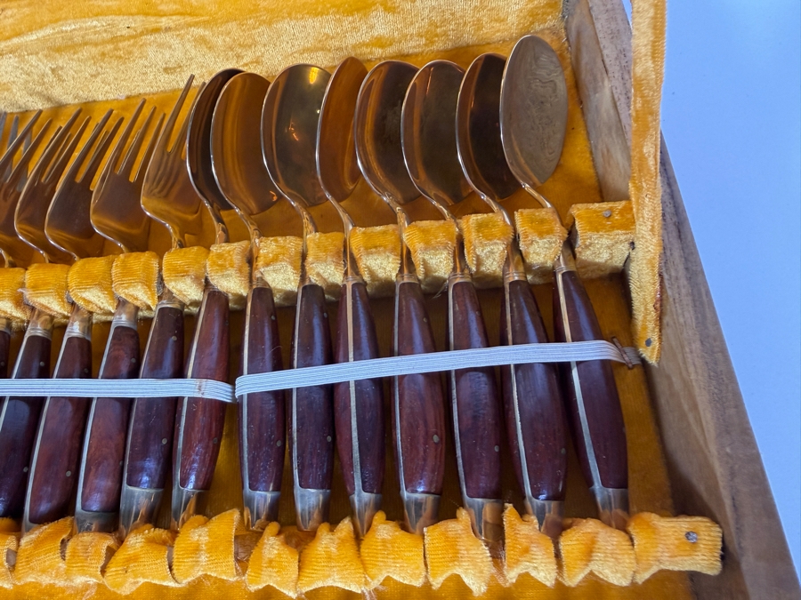 Vintage Large Cased Gold Field Limited Partnership Brass And Rosewood Flatware Canteen Set Bangkok, Thailand [Photo 8]
