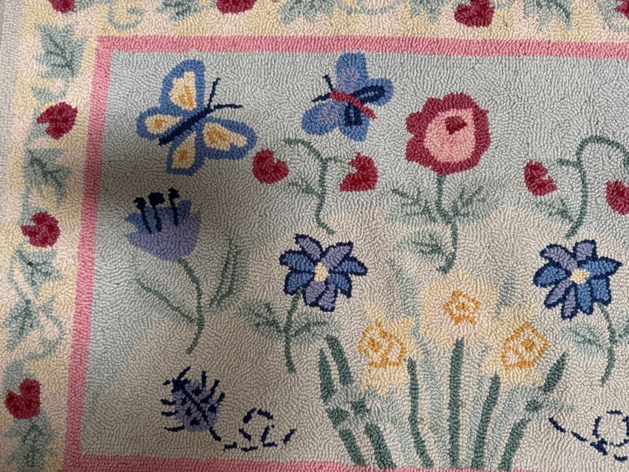 Vintage Hand Hooked Floral And Butterfly Wool Area Rug 25' X 36' [Photo 2]