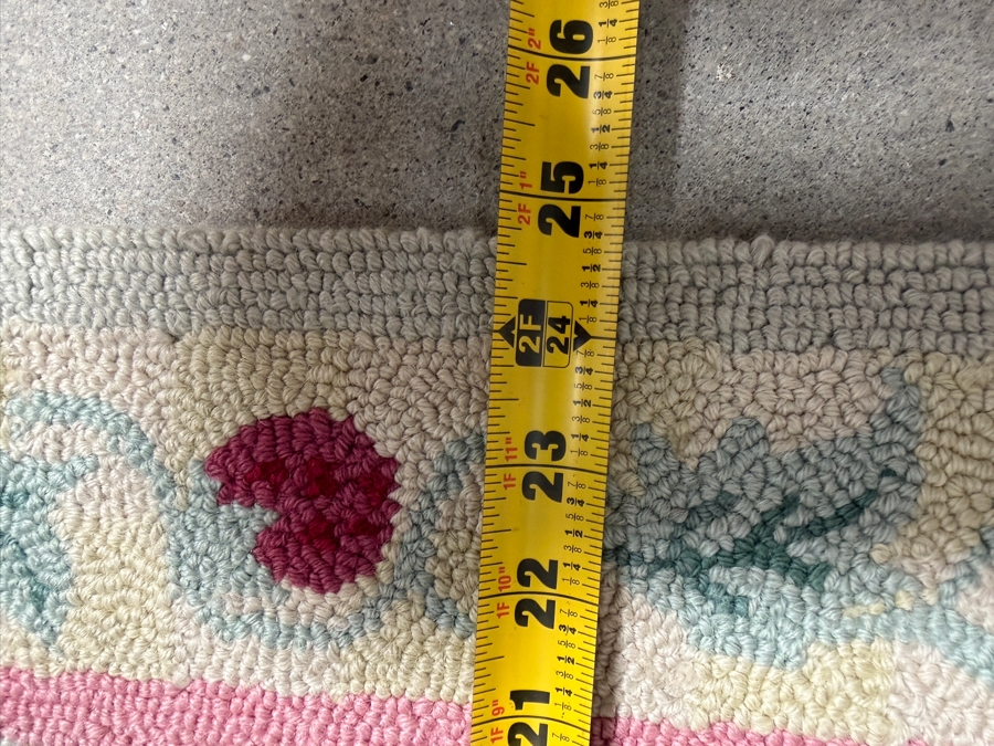 Vintage Hand Hooked Floral And Butterfly Wool Area Rug 25' X 36' [Photo 5]