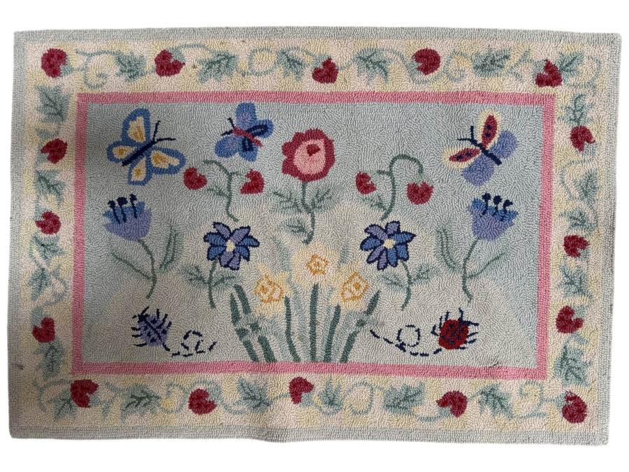 Vintage Hand Hooked Floral And Butterfly Wool Area Rug 25' X 36'