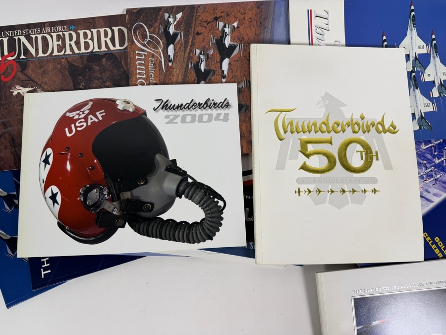Mixed Lot Of Vintage United States Air Force Thunderbirds Commemorative Books And Pictorial Programs [Photo 3]