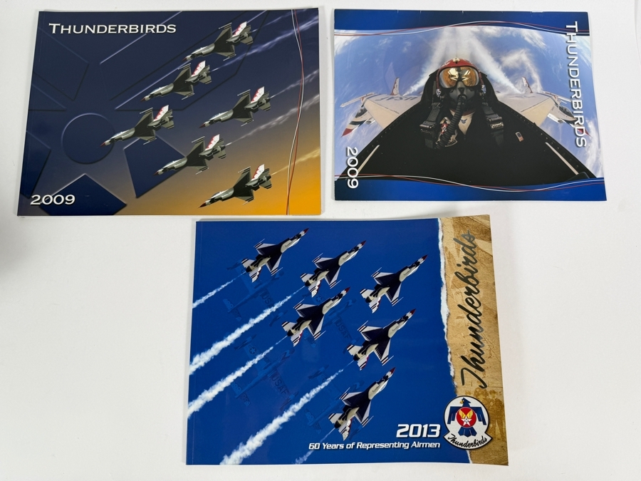 Mixed Lot Of Vintage United States Air Force Thunderbirds Commemorative Books And Pictorial Programs [Photo 9]