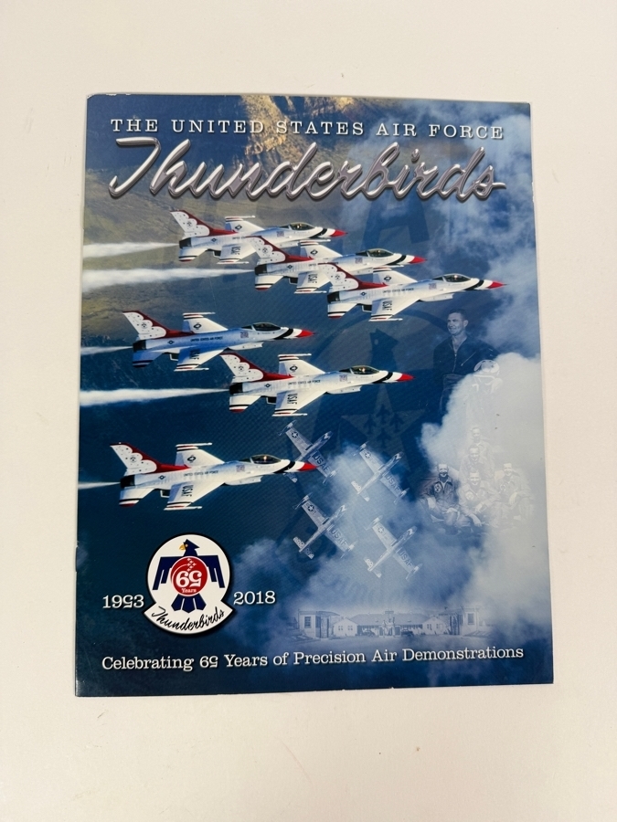 Mixed Lot Of Vintage United States Air Force Thunderbirds Commemorative Books And Pictorial Programs [Photo 10]