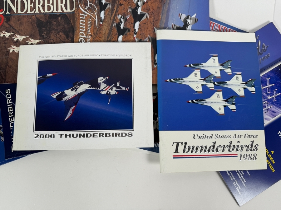 Mixed Lot Of Vintage United States Air Force Thunderbirds Commemorative Books And Pictorial Programs [Photo 4]