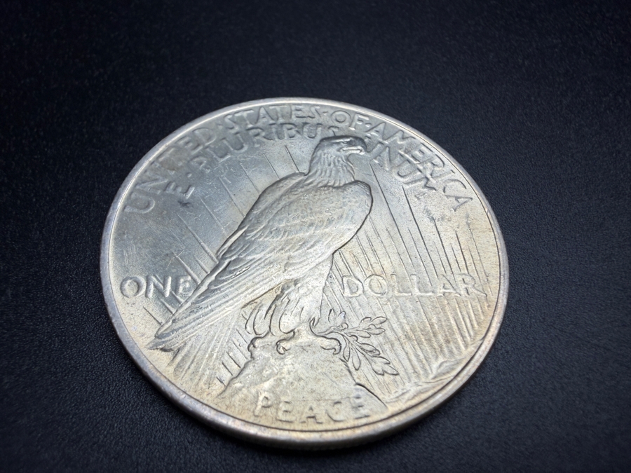 1922 Brilliant Uncirculated Peace Silver Dollar [Photo 4]