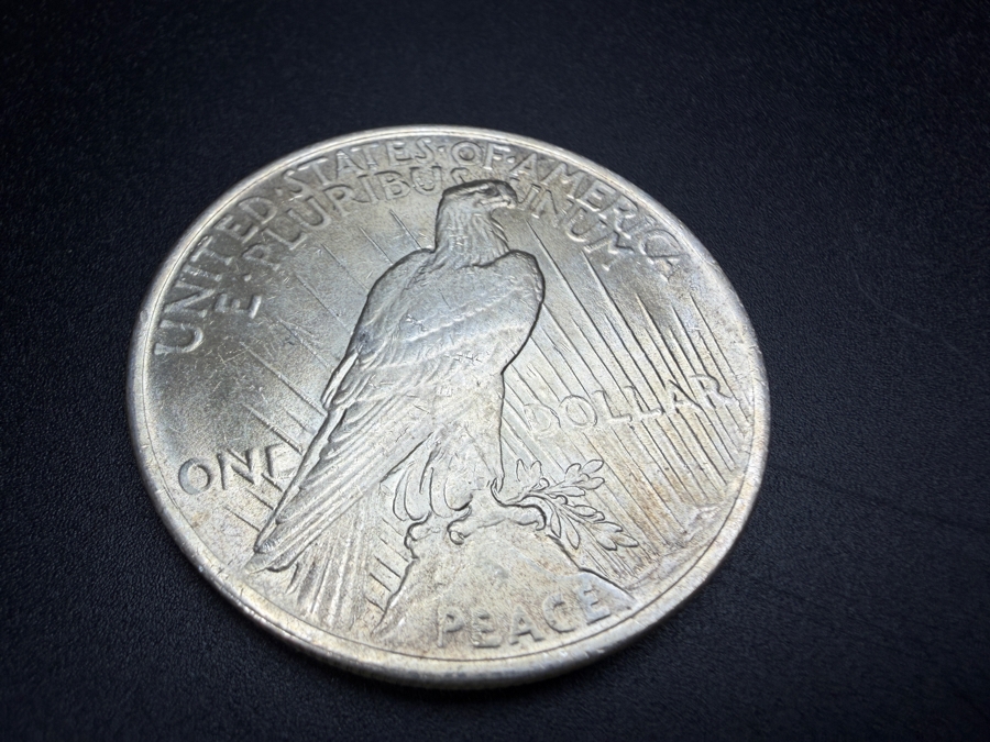 1922 Brilliant Uncirculated Peace Silver Dollar [Photo 4]