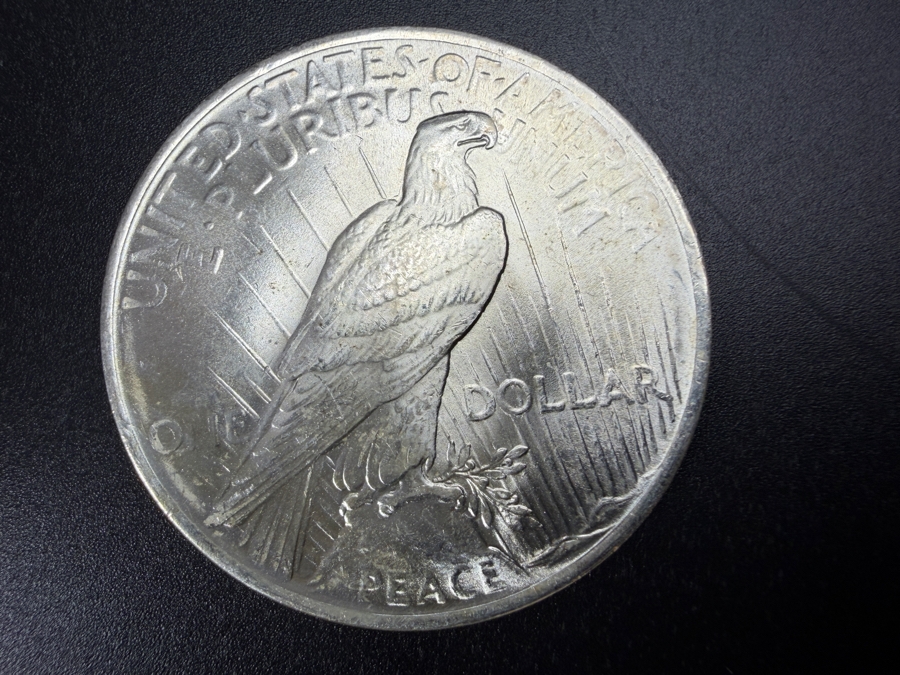 1922 Brilliant Uncirculated Peace Silver Dollar [Photo 3]