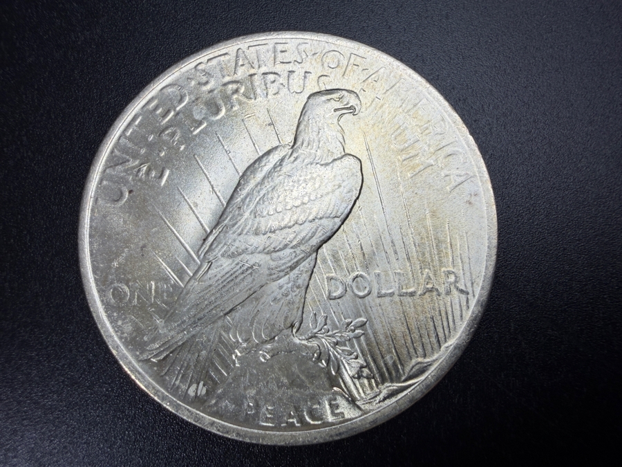 1922 Brilliant Uncirculated Peace Silver Dollar [Photo 3]