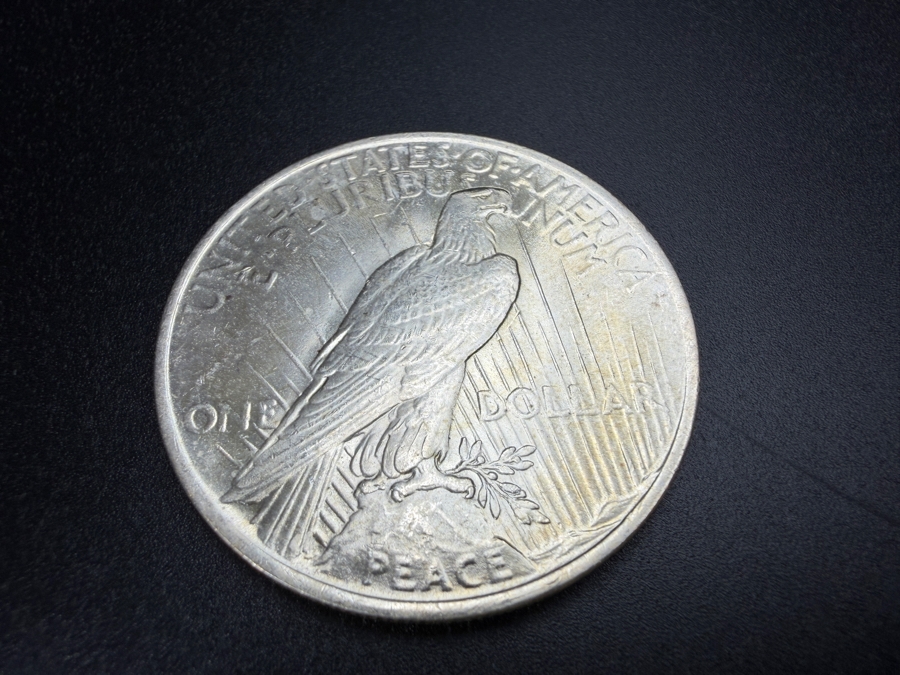1922 Brilliant Uncirculated Peace Silver Dollar [Photo 4]