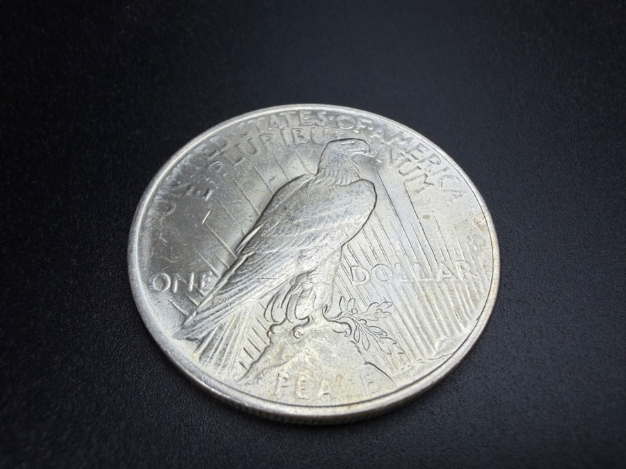 1922 Brilliant Uncirculated Peace Silver Dollar [Photo 4]
