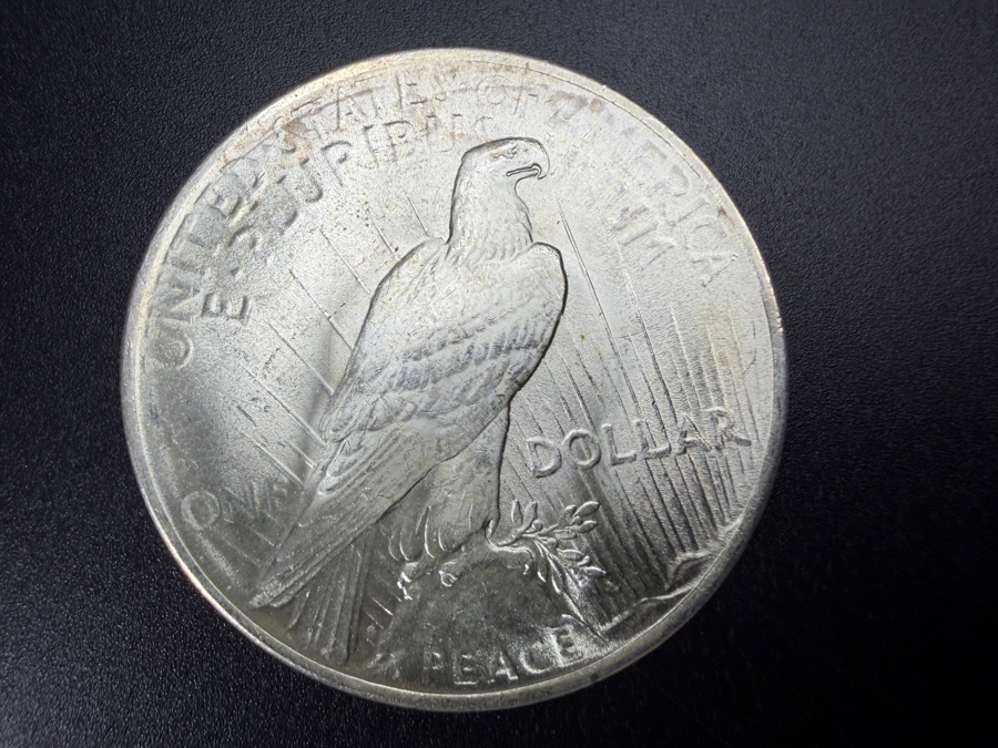1922 Brilliant Uncirculated Peace Silver Dollar [Photo 3]