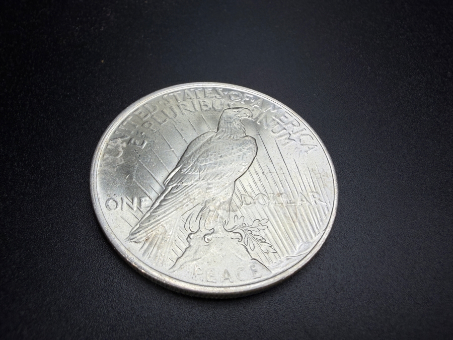 1922 Brilliant Uncirculated Peace Silver Dollar [Photo 4]