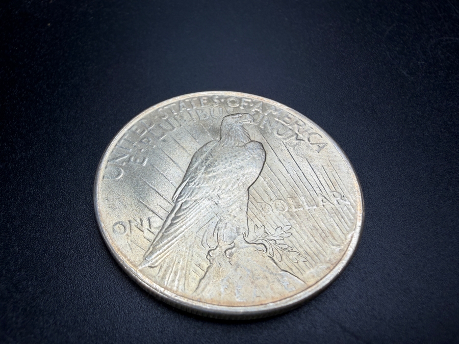 1922 Brilliant Uncirculated Peace Silver Dollar [Photo 4]
