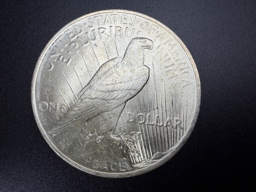 1922 Brilliant Uncirculated Peace Silver Dollar [Photo 3]