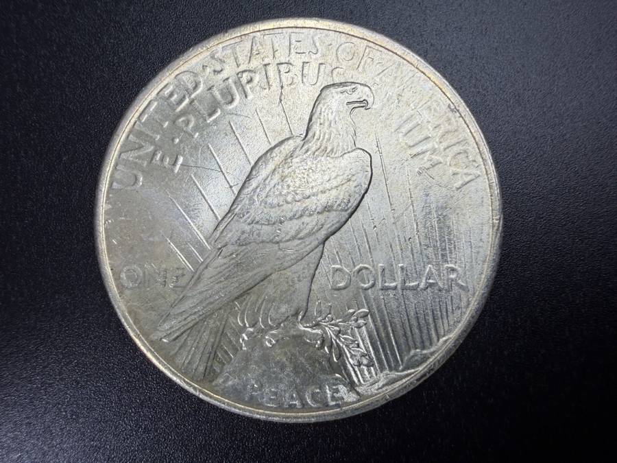 1922 Brilliant Uncirculated Peace Silver Dollar [Photo 3]