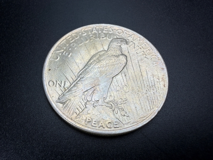 1923 Brilliant Uncirculated Peace Silver Dollar [Photo 4]