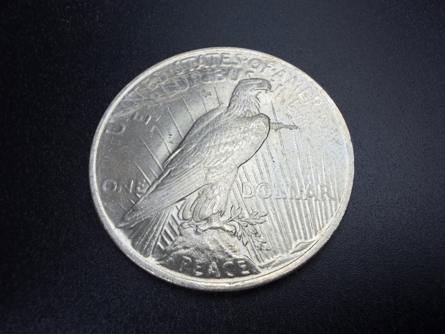 1923 Brilliant Uncirculated Peace Silver Dollar [Photo 4]