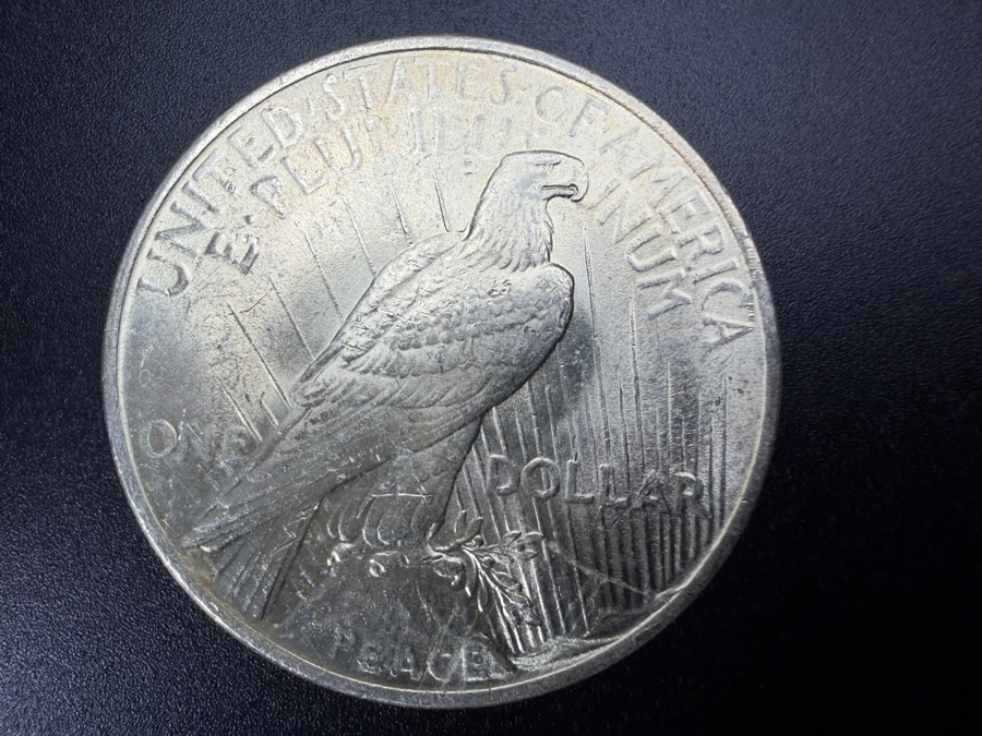 1923 Brilliant Uncirculated Peace Silver Dollar [Photo 3]