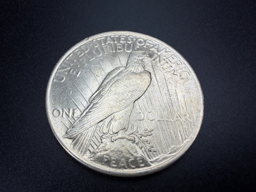 1923 Brilliant Uncirculated Peace Silver Dollar [Photo 4]