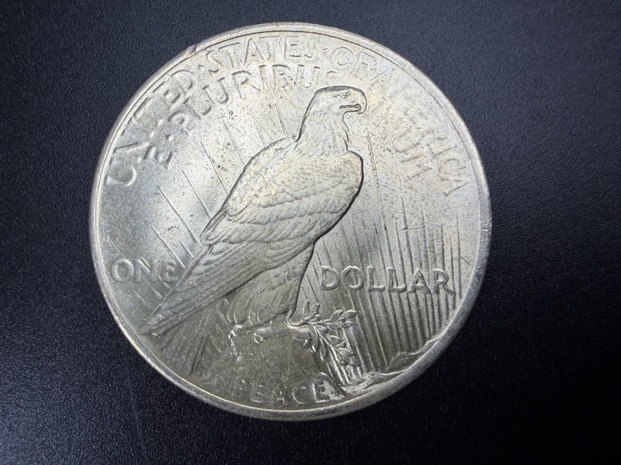 1923 Brilliant Uncirculated Peace Silver Dollar [Photo 3]