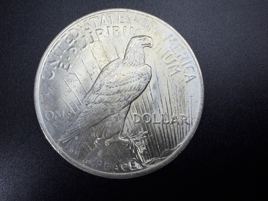 1923 Brilliant Uncirculated Peace Silver Dollar [Photo 3]