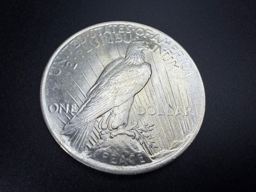 1923 Brilliant Uncirculated Peace Silver Dollar [Photo 4]