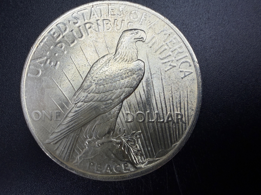 1923 Brilliant Uncirculated Peace Silver Dollar [Photo 3]