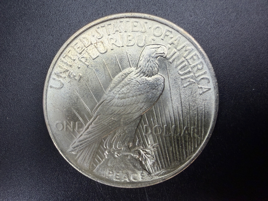 1923 Brilliant Uncirculated Peace Silver Dollar [Photo 3]