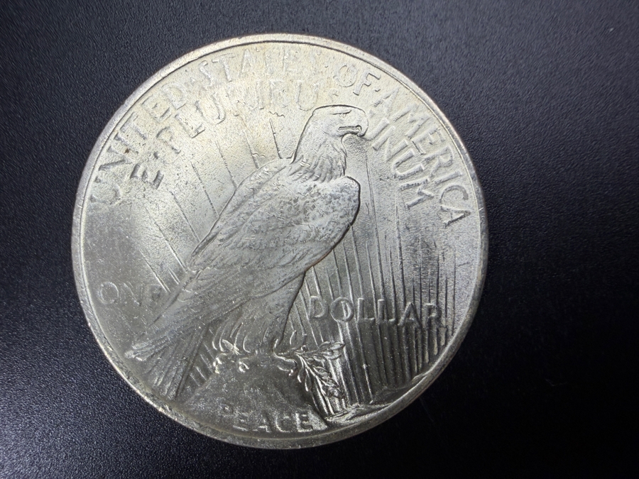 1923 Brilliant Uncirculated Peace Silver Dollar [Photo 3]