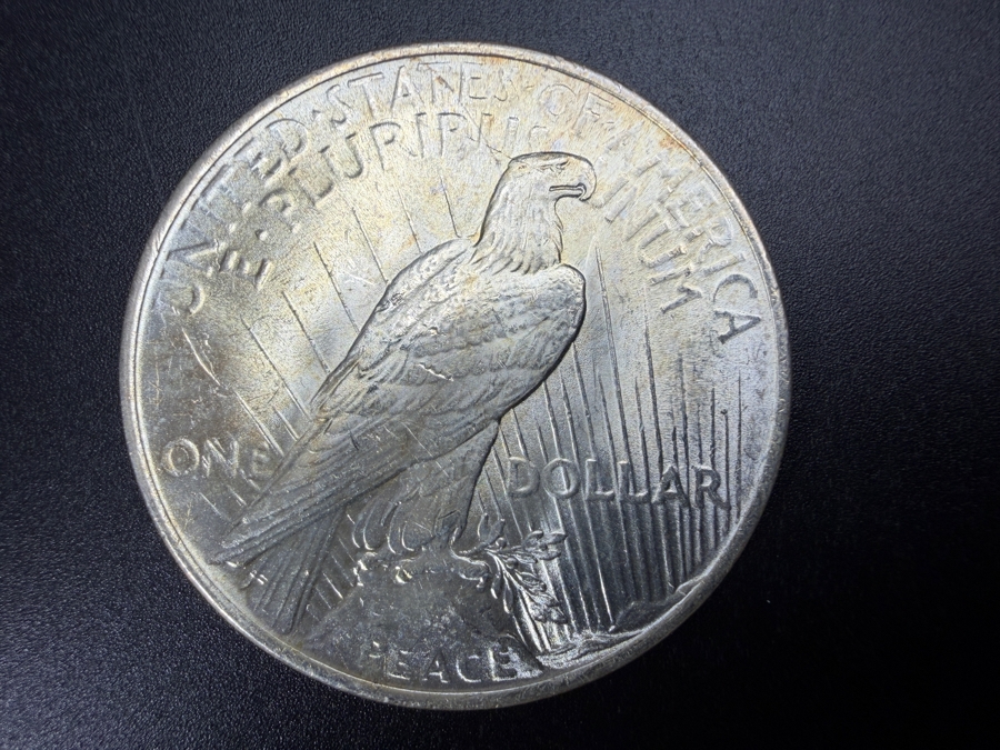 1923 Brilliant Uncirculated Peace Silver Dollar [Photo 3]