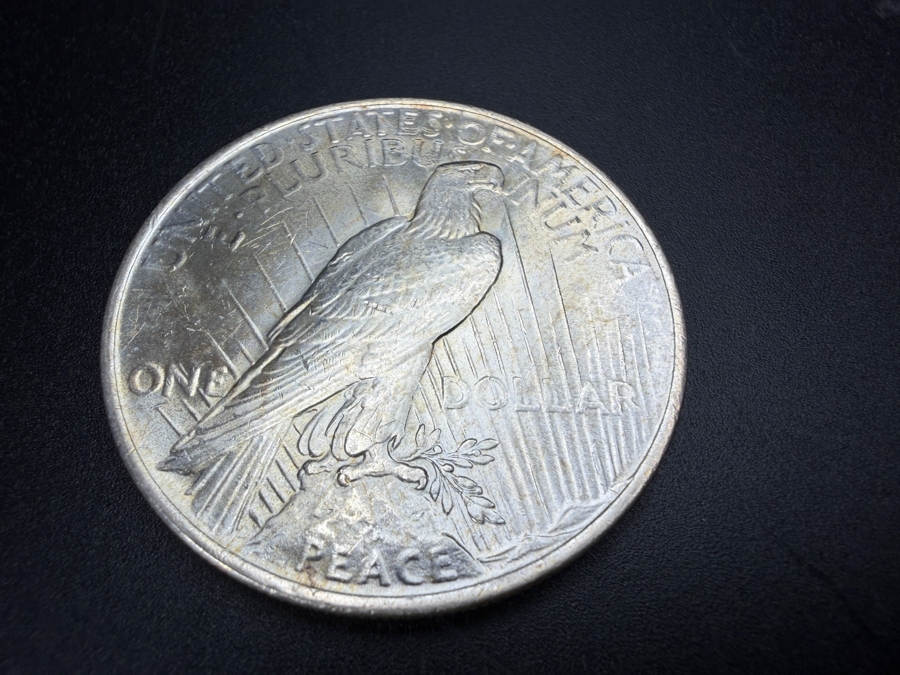 1923 Brilliant Uncirculated Peace Silver Dollar [Photo 4]